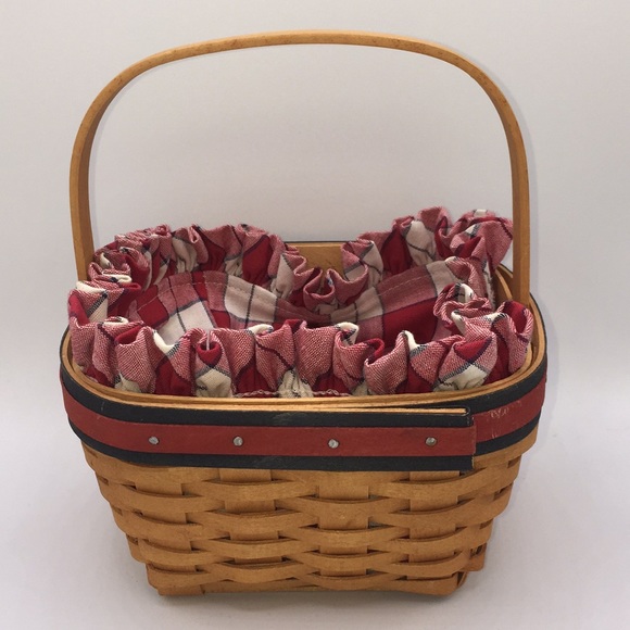 Longaberger 2001 All American Collection Strawberry Basket with Fabric L… - Picture 3 of 14